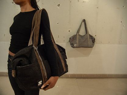 RHIW DUFFLE BAG (Black & Brown)